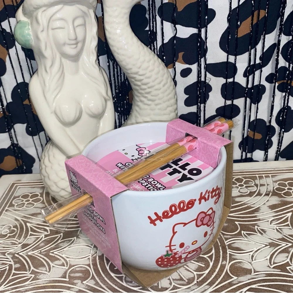 HELLO KITTY BY SANRIO CERAMIC BOWL & CHOPSTICKS